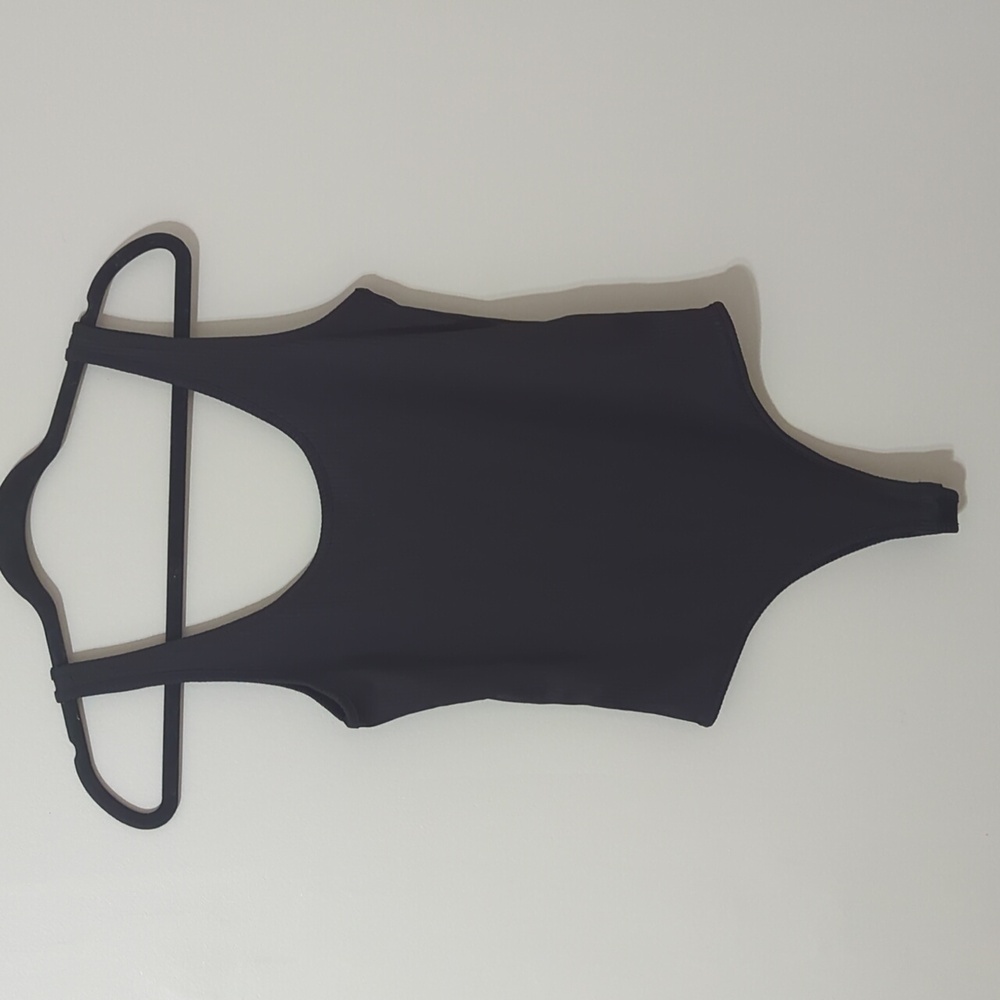 Y.A.S. Women's Black Ribbed Bodysuit Size Medium